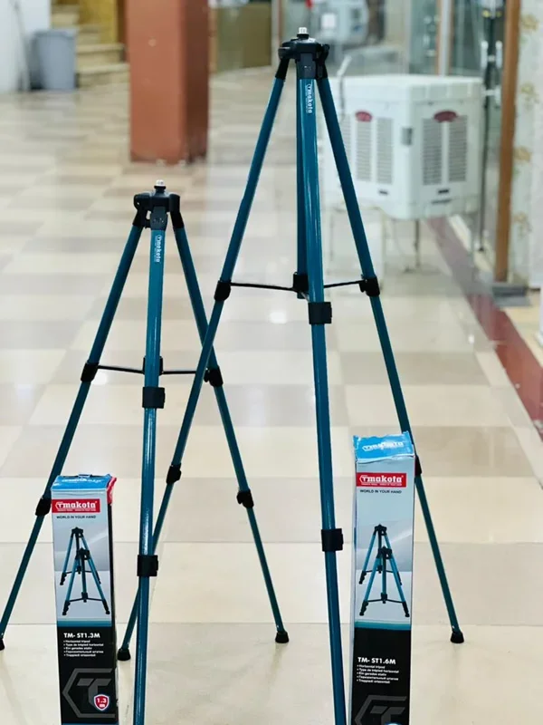 سه پایه تلسکوپی 130 سانت تراز لیزری ماکوتا 130Cm